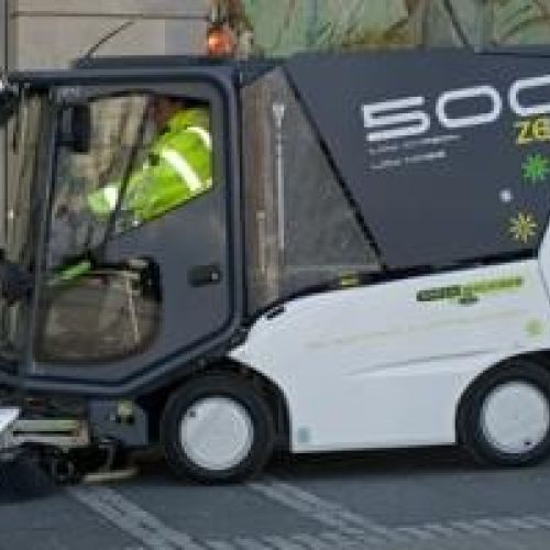 Electric streetsweepers